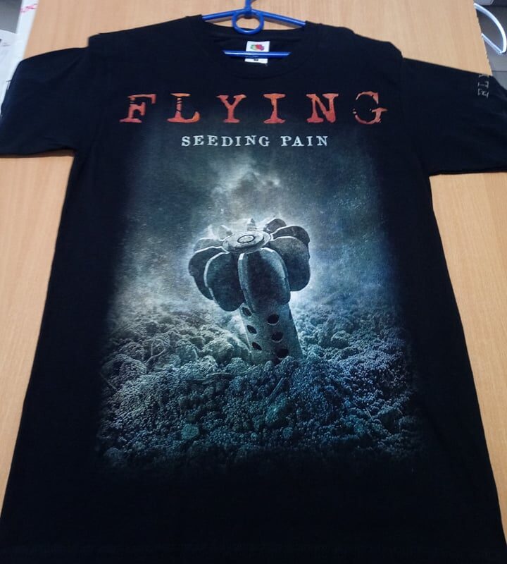 Футболка Flying 01